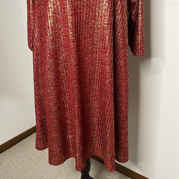 Heartsoul Plus size 2X red and gold shimmer 3/4 sleeve dress - Picture 4 of 12